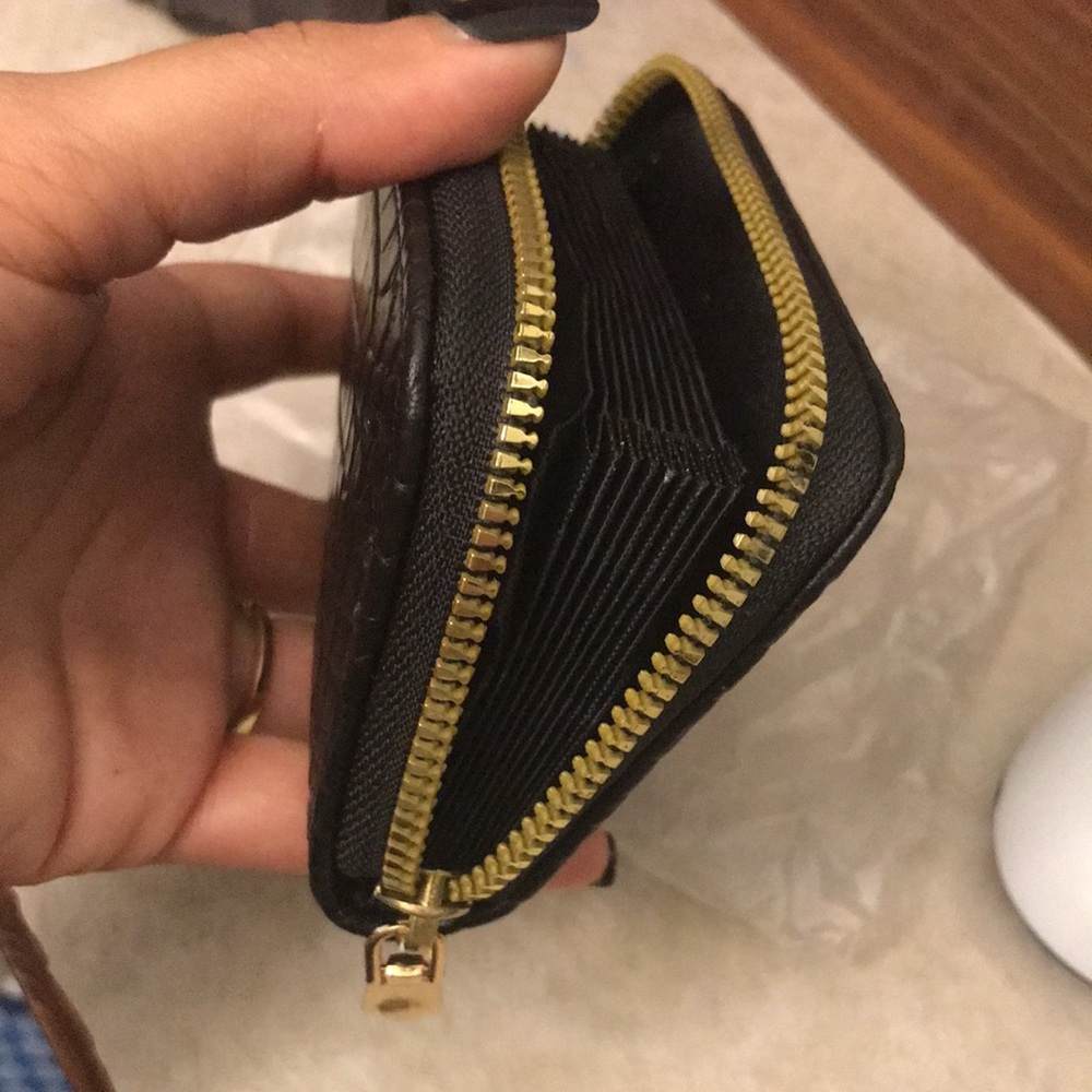Card holder with Gold Zipper - Picture 4 of 6